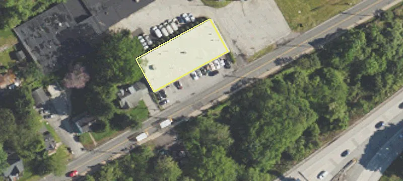 Retail Property Near Transportation Hub