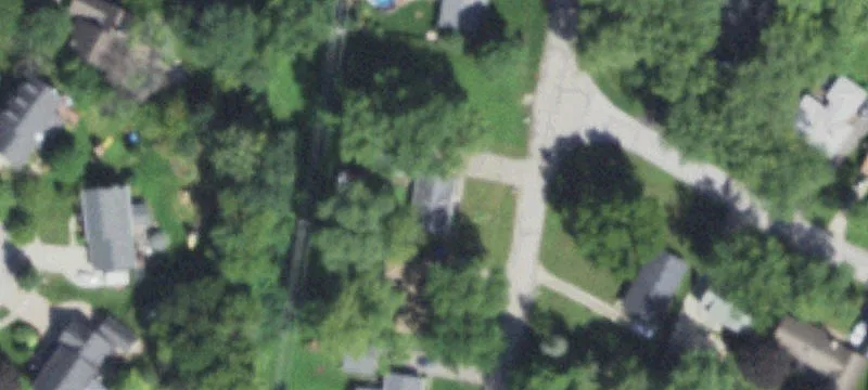 Land in Colonial Village