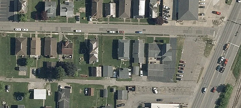 Two-Story Building with Flexible Layout