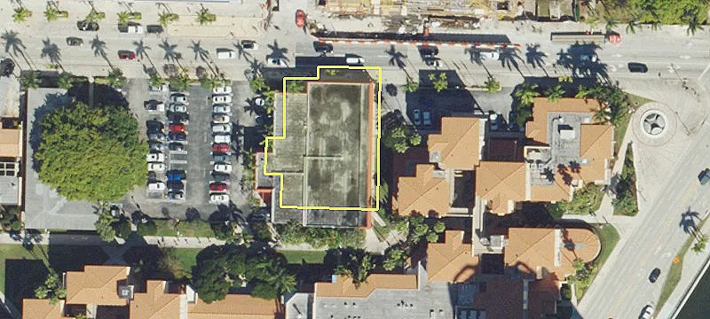Mixed-Use Development in Royal Palm