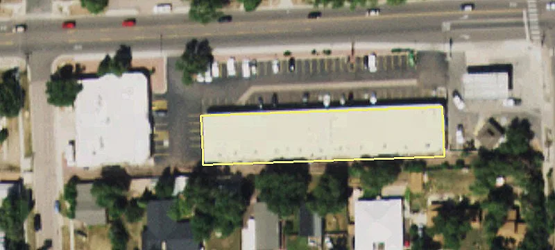Retail Space in Westside Plaza