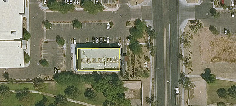 Retail Endcap Available For Sublease