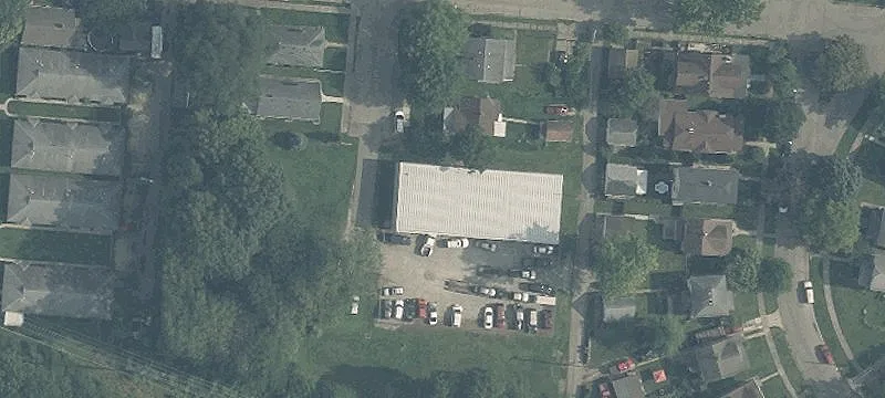 Industrial Building on Large Lot