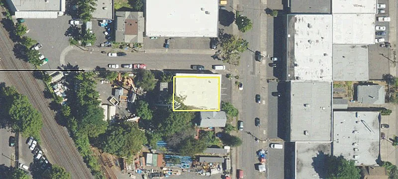 Mixed-Use Warehouse and Office Space