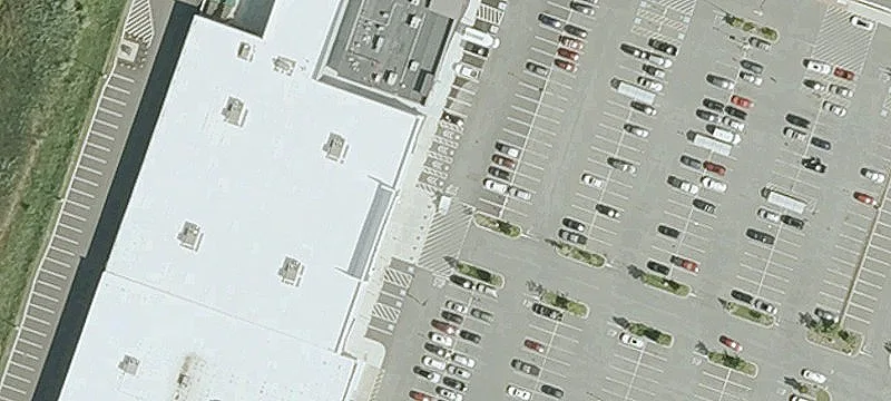 Prime Retail Space in Lenox