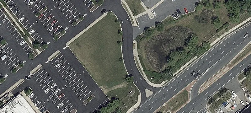 Retail Space in Waterview Center