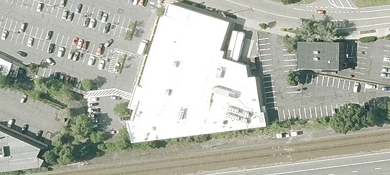 Retail Space in Auburndale Plaza