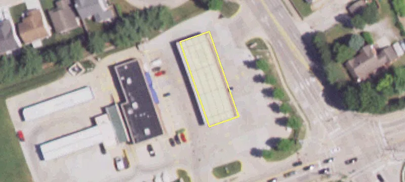 Retail/Restaurant Space at Highway Intersection