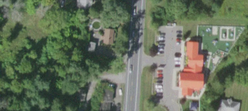 Retail Building on High-Traffic Route