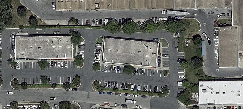 Retail Space in Pasadena Plaza