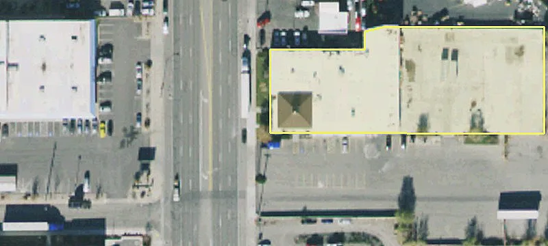 Retail Space with Yard Potential