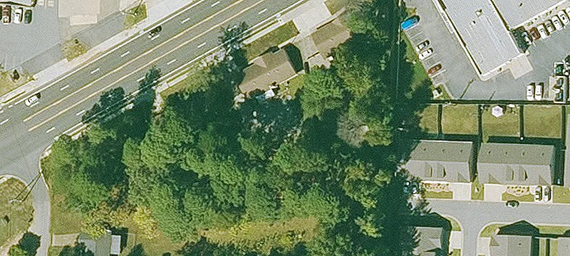 Office Building on 0.39 Acres