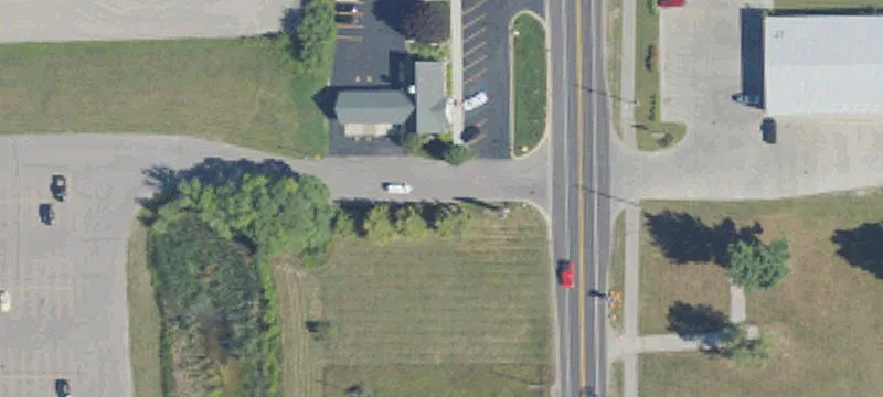 Retail Space in Grocery Anchored Center