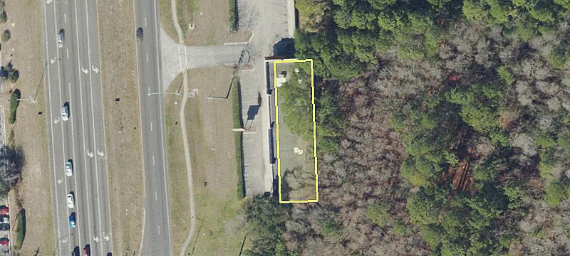 Retail Space in Deerwood Park