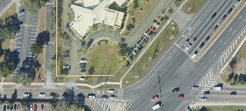 Retail Space in Publix-Anchored Center