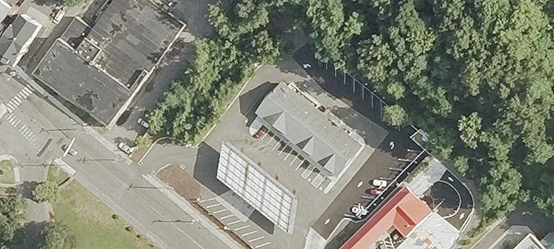 Retail Space in High-Traffic Location