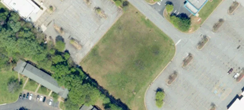 Walmart Anchored Shopping Center Outparcel