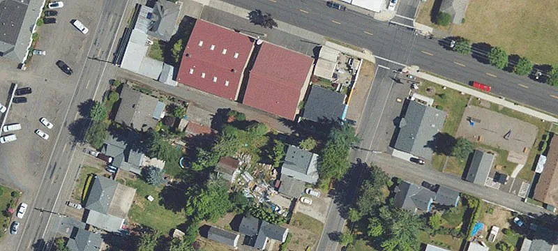 Freestanding Building in Donald, Oregon