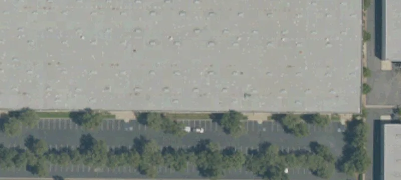 Industrial Building with Secured Yard