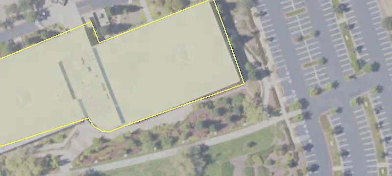 Spacious Office in Corporate Campus