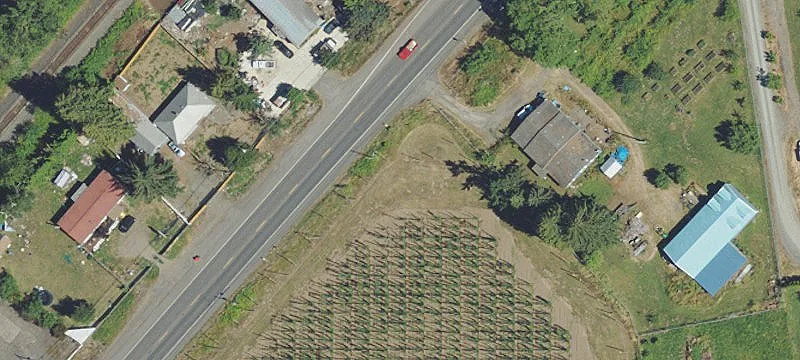 Highway 99E Commercial Opportunity