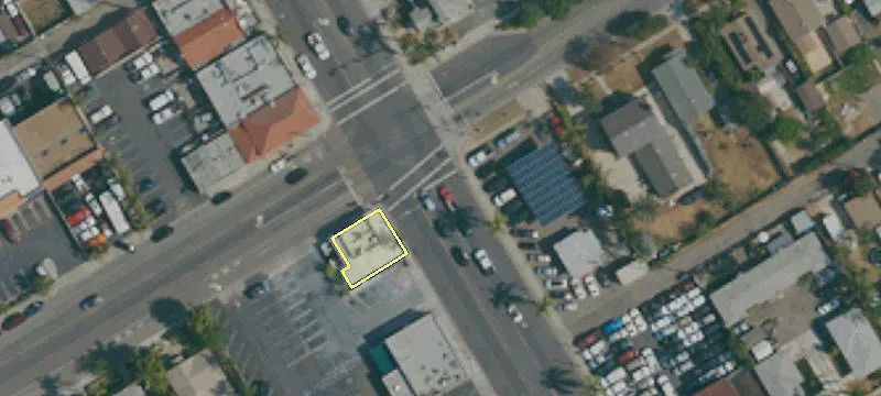 Escondido Corner Lot with Parking