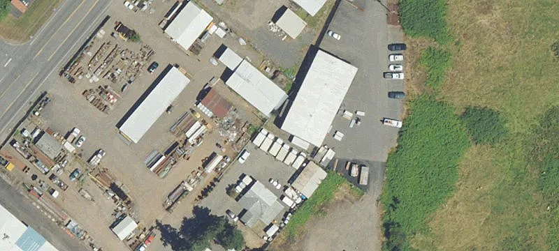 Clackamas Industrial Building For Sale
