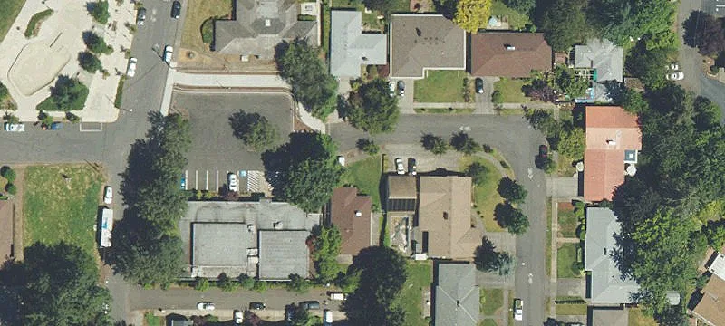 Standalone Building in Gateway Submarket