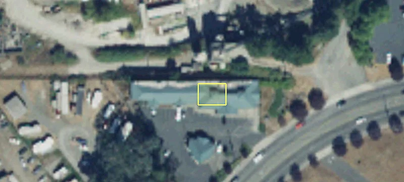 Retail Space on Custer Rd