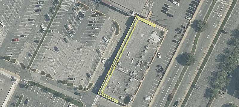 Retail Space in Diamond Square