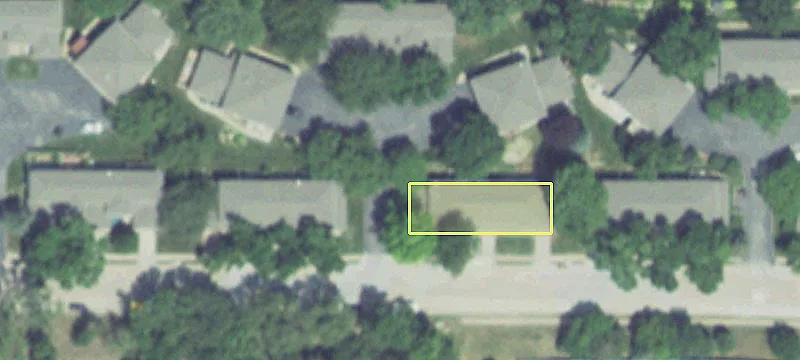 Land in Southport District