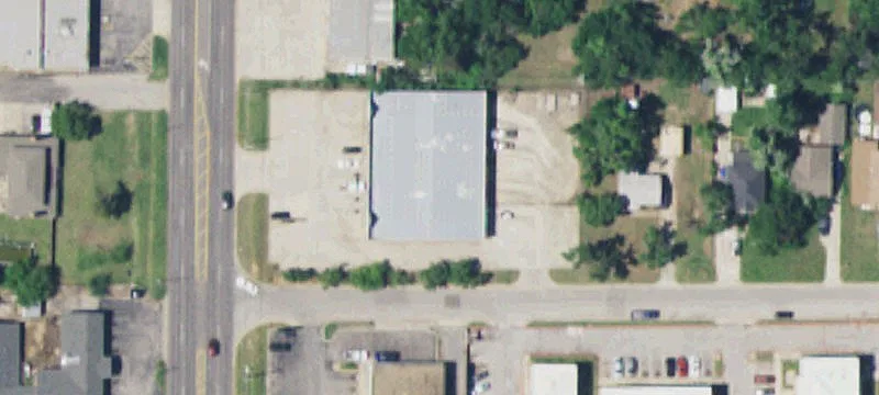 Retail Showroom with Fenced Yard