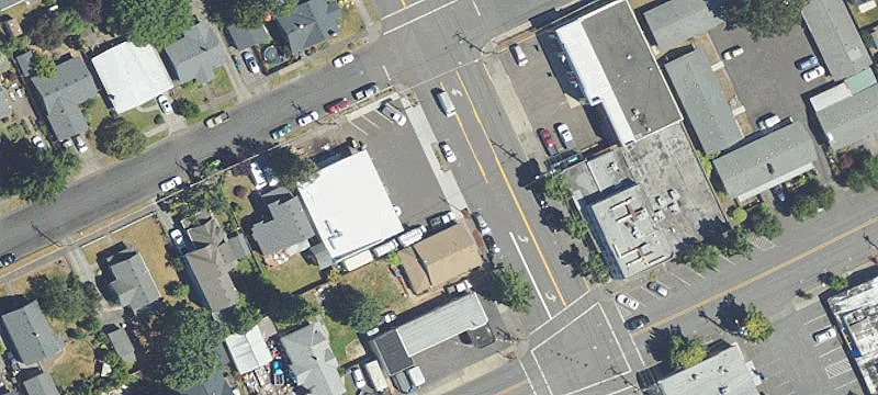Stand-Alone Building in Gladstone District