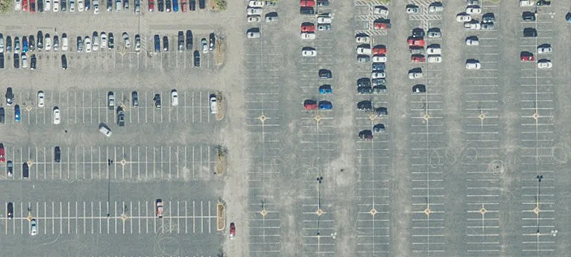 Retail Space in Busy Center