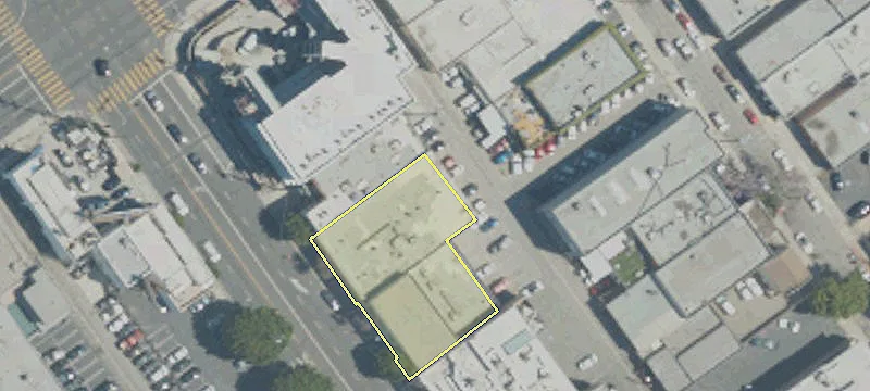 Renovated Warehouse with Parking