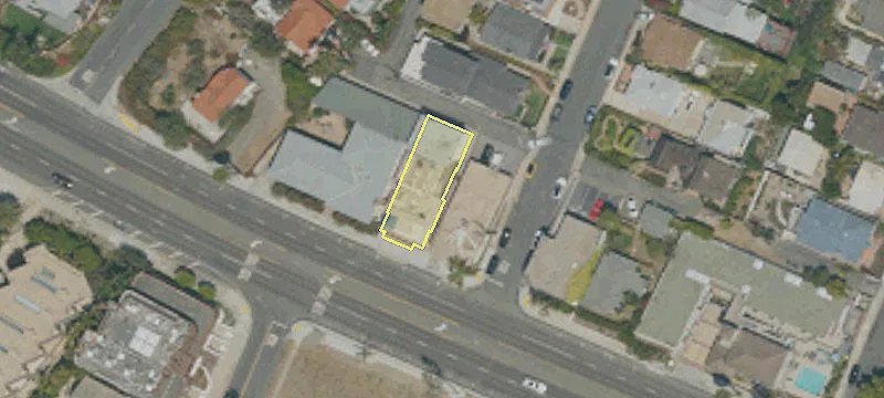 North Laguna Mixed-Use Property