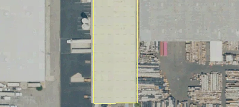 Industrial Building with Secured Yard