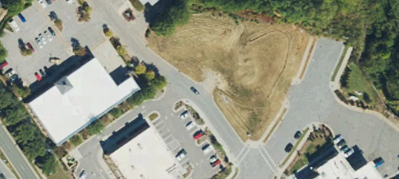 Commercial Parcel in Sunset Lake