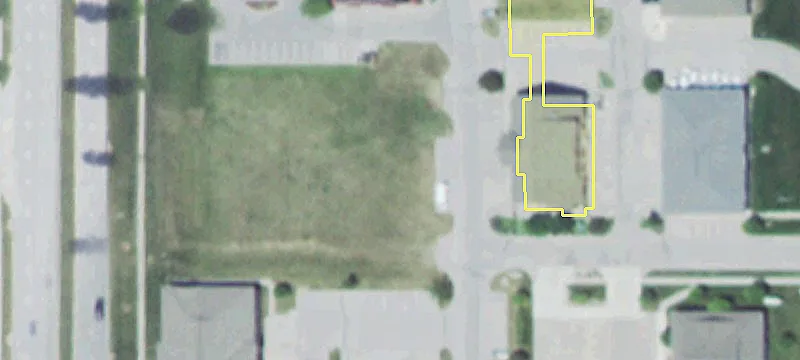 Prime Commercial Land on 84th