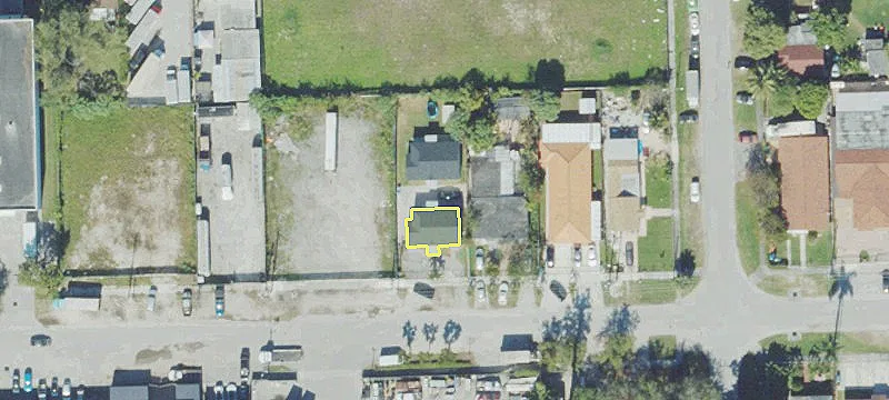 Spacious Duplex Rental Opportunity