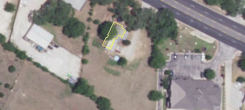 Commercial Lot in Dripping Springs