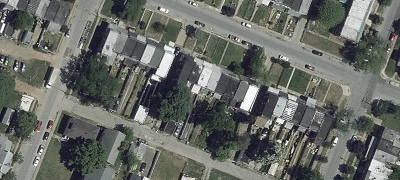 Foreclosure Auction on Maude Avenue