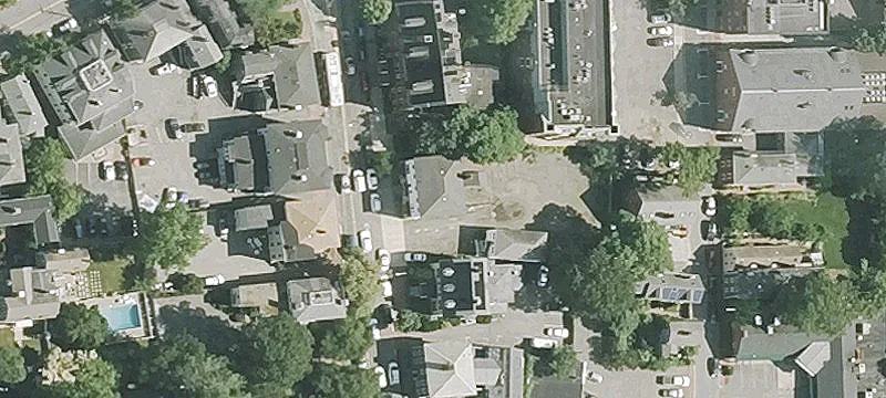Spacious Mixed-Use Property in Salem