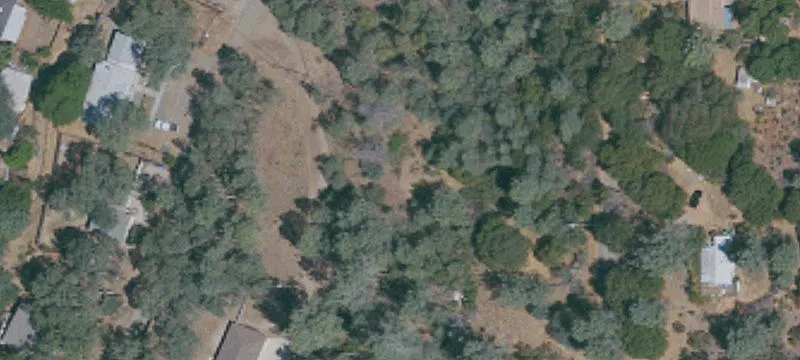 Land Near Lake and Amenities