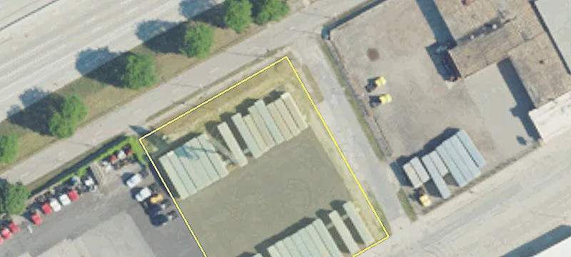 Detroit Truck Lot For Sale