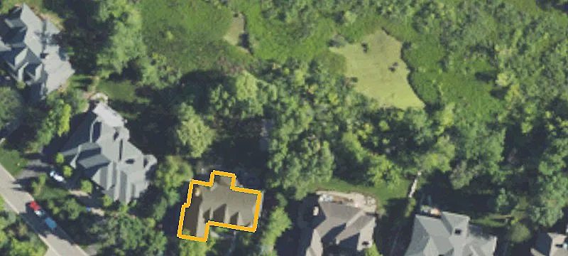 Bloomfield Hills Lakefront Estate Lot
