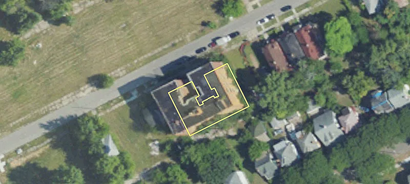 34-Unit Apartment Building Opportunity