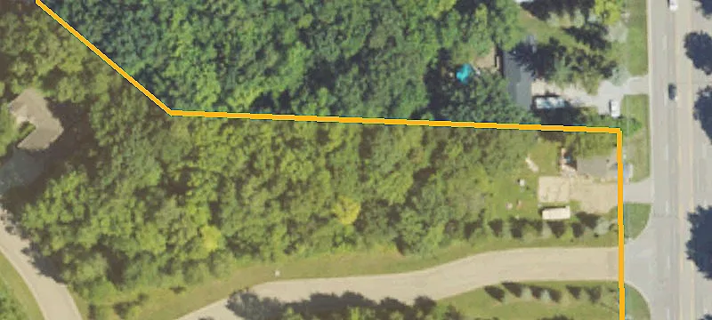 Residential Land in Quiet Setting