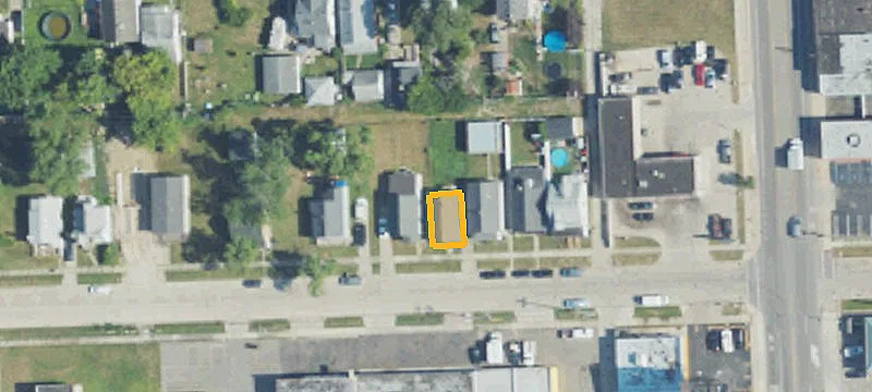 Double Lot in Hazel Park