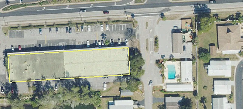 Retail Space in Radio Road Plaza